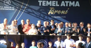 Osman Aşkın Bak: “Türkiye FIFA standartlarında uluslararası organizasyonlar yapılabilecek tesislere sahip”