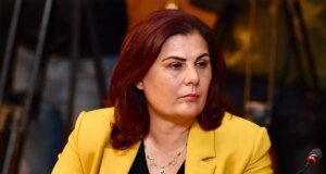 Özlem Çerçioğlu zehir zemberek sözlerle CHP’den istifa etti