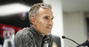 Robin van Persie’den Fenerbahçe maçı öncesi Galatasaray itirafı!