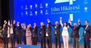 Cumhurbaşkanı Erdoğan rozet taktı! İşte AK Parti’ye katılan 9 belediye başkanı