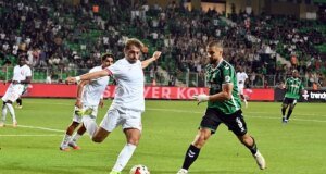 Boluspor, Sakaryaspor’u 4 golle geçti!