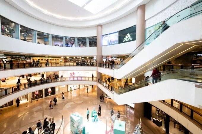 turkiye-nin-ilk-luks-avm-si-kapatildi-18988263_2398_amp.jpg