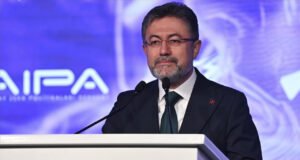 Ekonomiye 1 milyar TL’lik katkı! Bakan Yumaklı açıkladı: Batman’a sera organize tarım bölgesi kuruluyor