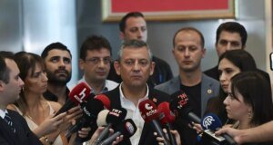 Özgür Özel: Kayyum atanırsa 6 gün dayanır