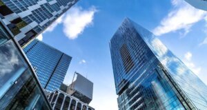 Türkiye’deki Ekonomik Kriz 3 Dev Firmayı Daha Vurdu: İflas Kararı Verildi